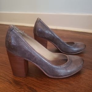 Frye Carson Pumps Size 8.5